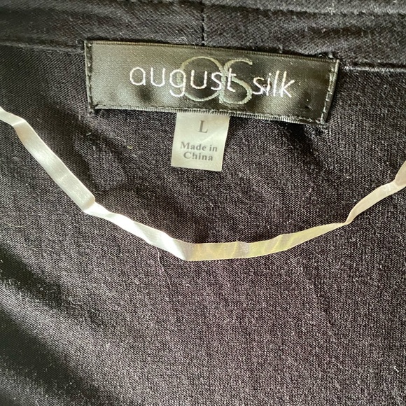 Beautiful Open Dress Cover - Picture 6 of 6